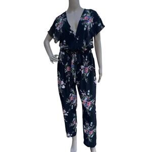 Vutti Floral Print Jumpsuit, Size M, Black Surplice V-Neck Tie Waist Romper NWT